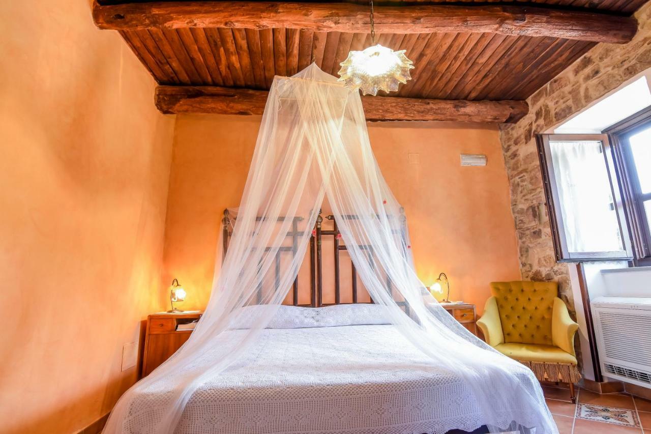 Casale San Martino Bed & Breakfast Laureana Cilento Bagian luar foto